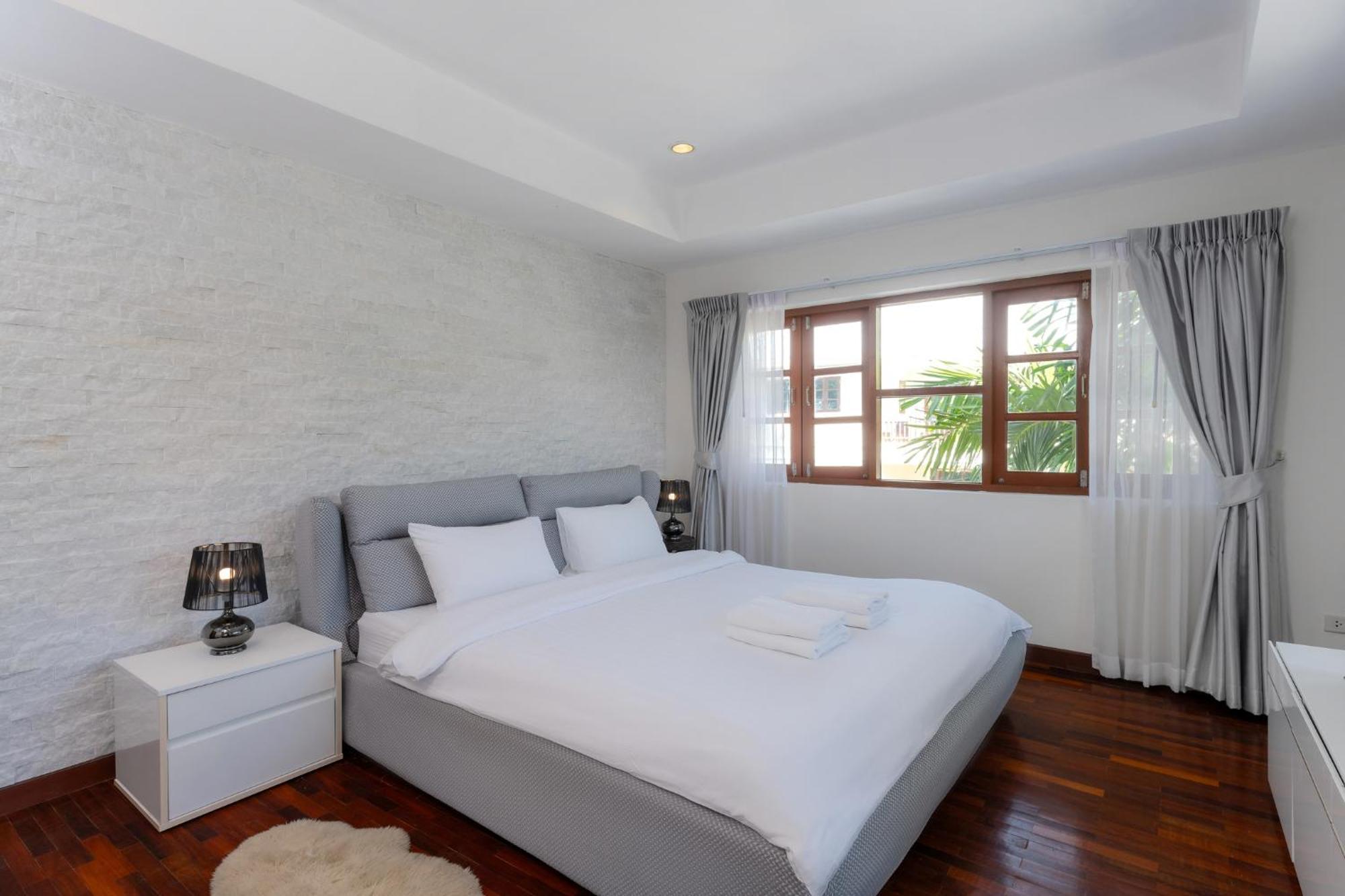 Stunning Villa With Pool And Tropical Garden Χουά Χιν Εξωτερικό φωτογραφία