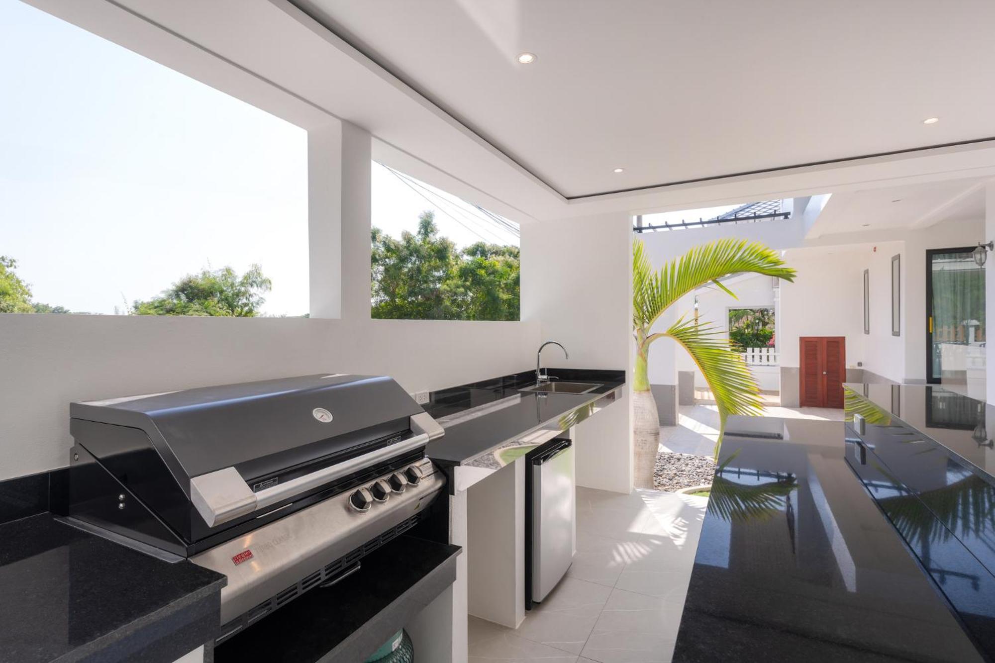 Stunning Villa With Pool And Tropical Garden Χουά Χιν Εξωτερικό φωτογραφία